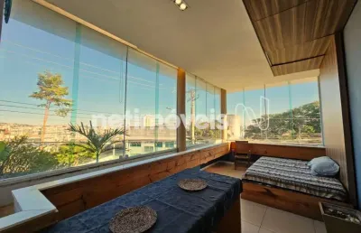 Casa com 3 quartos para alugar na Rua Juiz Achilles Velloso, Estoril, Belo Horizonte