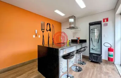 Apartamento a venda de 173m2 semi-mobiliado, frente e andar alto, possuindo 3 suítes, lazer e 3 vagas! vila bastos em santo andré-sp