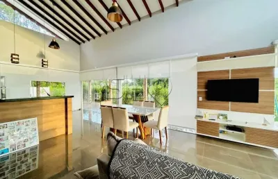 Casa em condomínio fechado com 2 quartos à venda na marques do vale, 331, centro, águas de santa bárbara, 217 m2 por r$ 850.000