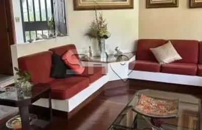 Casa com 3 quartos à venda na itajaçu, 42, pacaembu, são paulo, 264 m2 por r$ 3.100.000