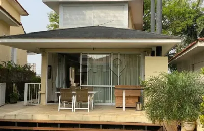 Casa com 4 quartos à venda na macapá, 186, sumaré, são paulo, 450 m2 por r$ 3.490.000