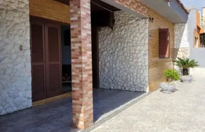 Casa para venda em cidreira, centro, 4 dormitórios, 1 suíte, 3 banheiros, 2 vagas