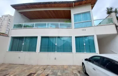 Sobrado com 5 quartos à venda ou para locação em bela aliança - sp