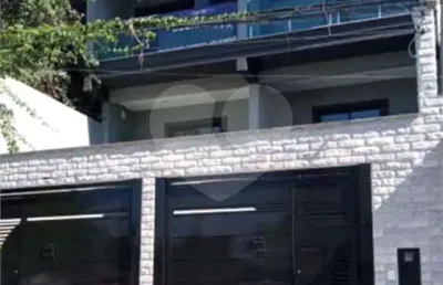 Casa com 3 quartos à venda na Rua Camburiú, Alto da Lapa, São Paulo