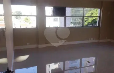 Sala comercial à venda na Rua Albion, Lapa, São Paulo
