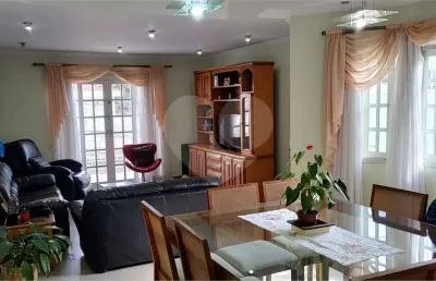 Casa com 3 quartos à venda na Eusébio De Paiva, Lapa, São Paulo