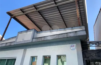 Casa com 3 quartos à venda na Rua Barra do Chapéu, Vila Romana, São Paulo