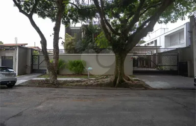 Casa com 4 quartos à venda na Rua Marquês de Paraná, Alto da Lapa, São Paulo