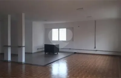 Ponto comercial para alugar na Avenida Imperatriz Leopoldina, Vila Leopoldina, São Paulo