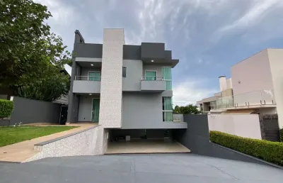 Lindo sobrado disponível para locação condomínio florais cuiabá