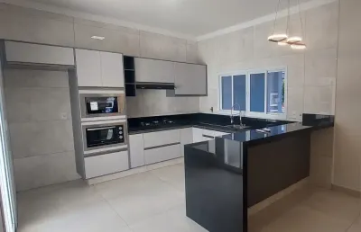 Casa em condomínio fechado com 3 quartos para alugar na Rua Christiano Seleguin, 1071, Jardim Mantova, Indaiatuba