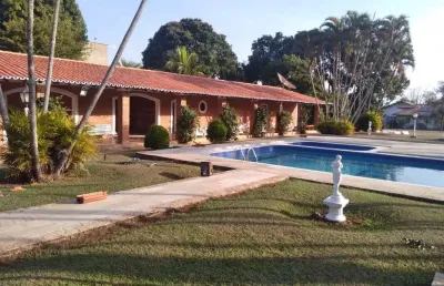 Chácara á venda ou locação no condomínio vale das laranjeiras