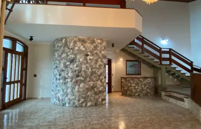Casa com 3 quartos para alugar na Rua Oscar Camargo Costa, 15, Jardim Eltonville, Sorocaba