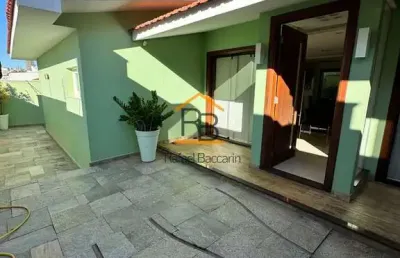 Casa à venda no bairro vila steola - pirassununga/sp