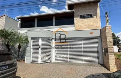 Casa à venda no bairro jardim carlos gomes - pirassununga/sp
