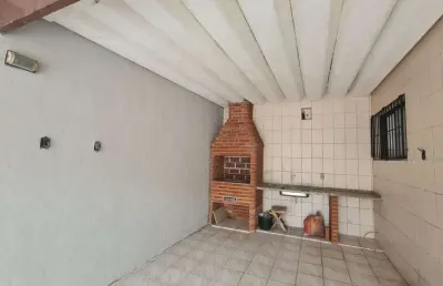Casa geminada - 2 quartos - maracanã - praia grande