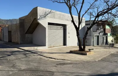 Imóvel no bairro frimisa, com 3 suítes, vaga 4 carros e loja locada.