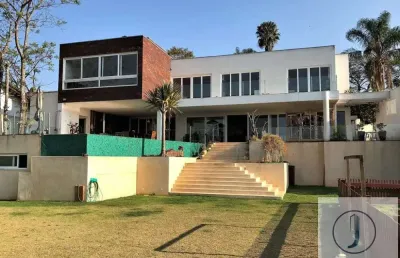 Casa em condomínio fechado com 4 quartos para alugar na Rua Vital Brasil, 08, Granja Viana, Carapicuíba