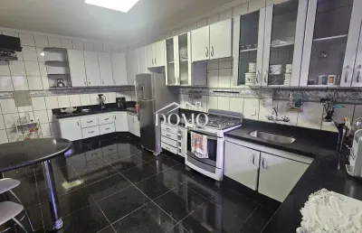 Casa com 3 quartos à venda na Rua Bernardes Carvalho, 157, Santa Terezinha, Belo Horizonte