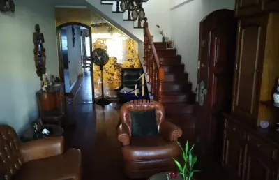 Sobrado para venda no bairro vila guilhermina, 3 dorms, 1 suíte, 2 vagas, 200 m, 240 m