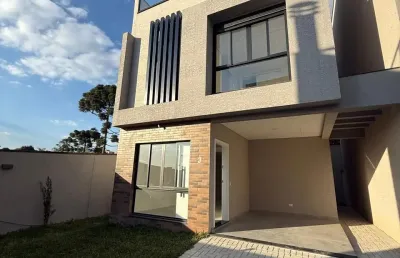 Casa à venda na Rua José Wosch Sobrinho, Tingui, Curitiba