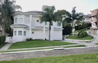 Casa à venda em condomínio no cacupé com 5 dormitórios, sendo 4 suítes por r$ 3,700.000,00!