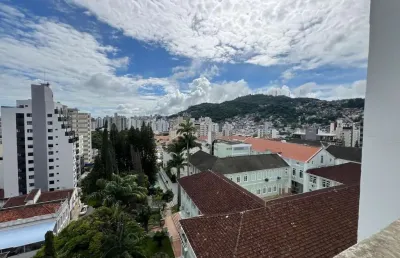 Apartamento 04 dormitórios próximo colegio coração de jesus