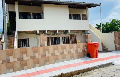 8 apartamentos de 1 dormitório,  2 prédios com 4 aptos  no bairro tapera - florianópolis