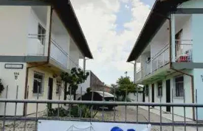 Kitnet / Stúdio para alugar na Rua José Xavier da Rosa, 582, Carianos, Florianópolis