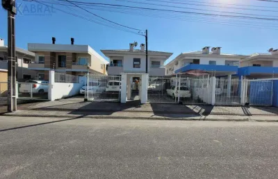 Apartamento com 2 quartos para alugar na Rua Osvaldo Bossolan, 57, Barra do Aririú, Palhoça