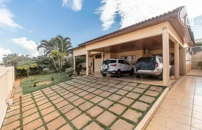 Casa com 4 quartos à venda no Taguatinga Centro (Taguatinga), Brasília 