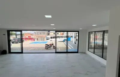 Ponto comercial com 1 sala à venda na Rua Alvinópolis, 50, Flores, Manaus