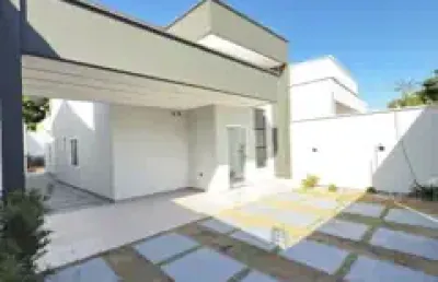 Casa de alto padrão no parque dez com 3 suítes - edícula e piscina / imóvel 100% climatizado