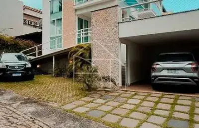 Casa condominio, com 3 dormitórios 316 m² manguinhos - serra/es