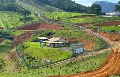 Terreno de 5.300m² em fundão – completo e pronto para morar