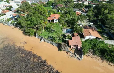 Casa à venda em jacaraípe frente para o mar – praia da baleia | serra - es