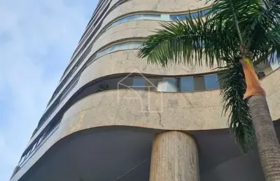 Apartamento de 4 quartos com 2 suites na praia da costa