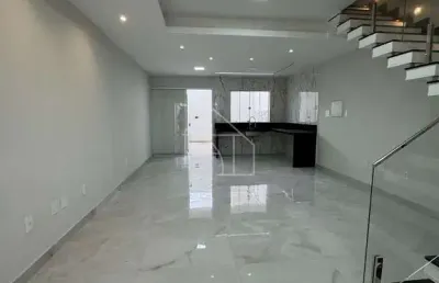 Duplex 3 quartos com suite em morada de laranjeiras. – serra/es