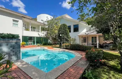 Casa de alto padrão à venda em fradinhos - vitória/es