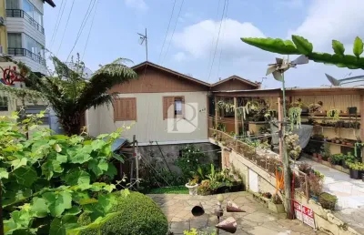 Terreno à venda na Rua Tristão De Oliveira, Floresta, Gramado