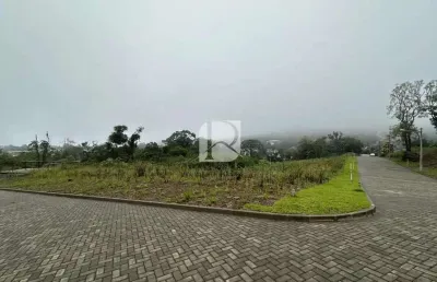 Terreno à venda na Rua José Caberlon, Várzea Grande, Gramado