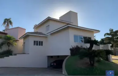 Vende-se casa de alto padrão no residencial condomínio villa bella.