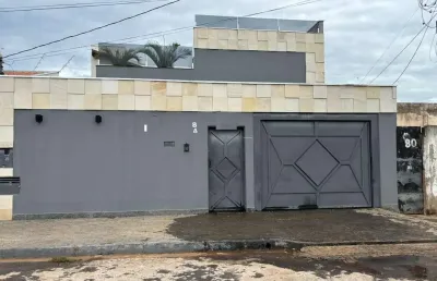 Casa à venda, 5 quartos, 3 suítes, 2 vagas, serra dourada - uberaba/mg