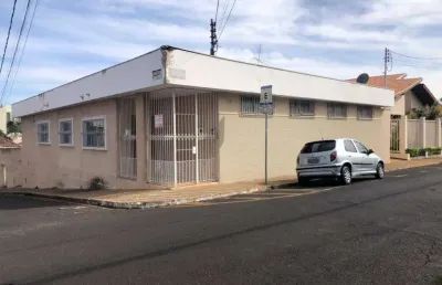 Casa à venda, 5 quartos, 2 suítes, 5 vagas, nossa senhora da abadia - uberaba/mg