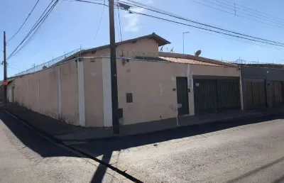 Casa à venda, 3 quartos, 1 suíte, 2 vagas, conjunto costa telles i - uberaba/mg