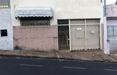 Casa à venda, 4 quartos, 1 vaga, centro - uberaba/mg