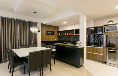 Casa em condomínio fechado com 3 quartos à venda na rua odete laura foggiato, 919, atuba, curitiba, 202 m2 por r$ 1.850.000