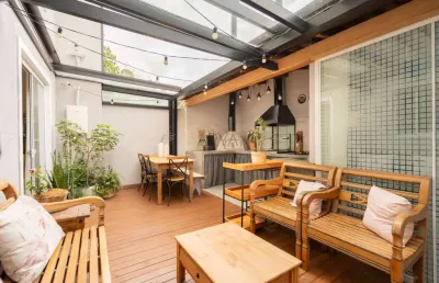 Casa em condomínio fechado com 3 quartos à venda na rua sargento tadeu czocher, 71, uberaba, curitiba, 159 m2 por r$ 750.000
