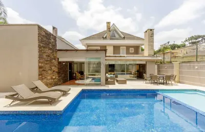 Casa em condomínio fechado com 4 quartos à venda na rua luiz tramontin, 1580, campo comprido, curitiba, 700 m2 por r$ 4.750.000