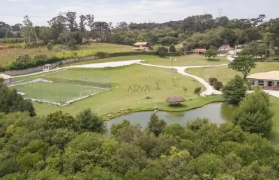 Casa em condomínio fechado com 2 quartos à venda na rua anastácio homann, 708, são braz, curitiba, 1500 m2 por r$ 12.000.000
